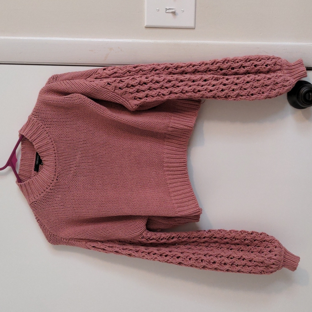Bubble sleeve knit sweater